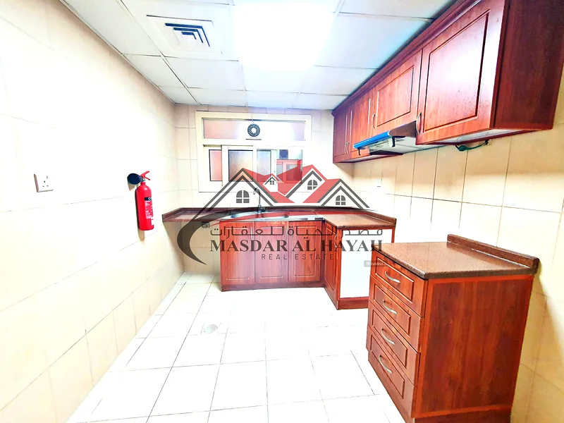 Upgraded Stunning 3bhk With Wardrobe Parking Balcony Prime location.. Near Park63812426647170112