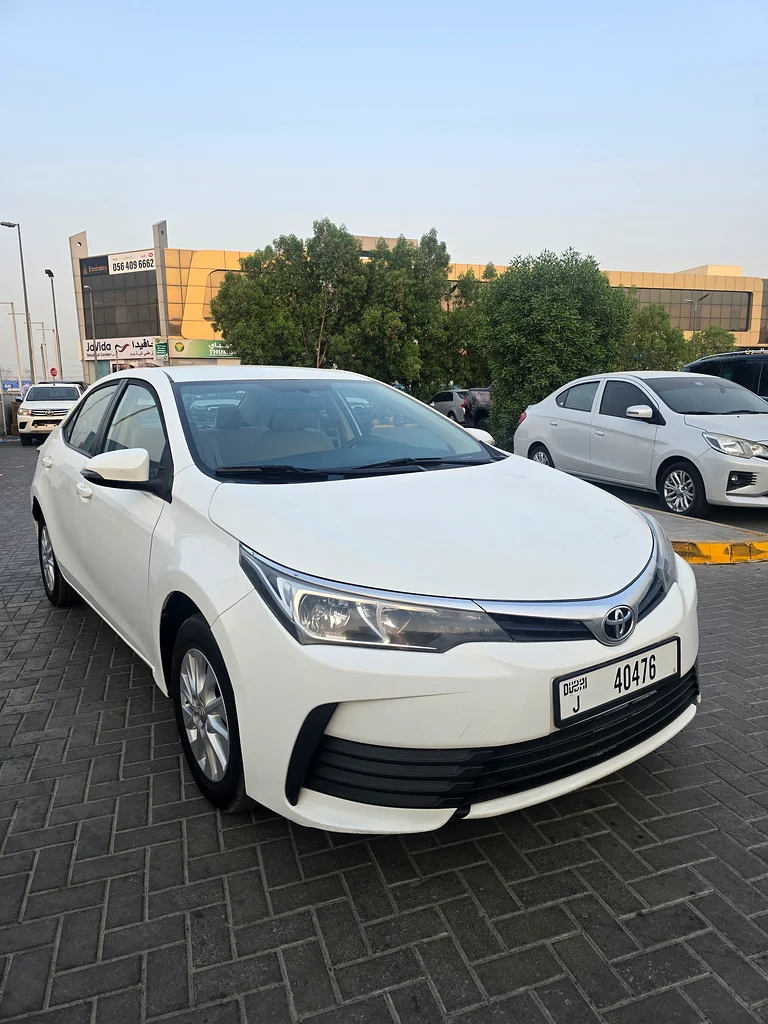 Toyota corolla SE model 2019 km 117000 GCC space engine 1.6 accident Free636124520215071121