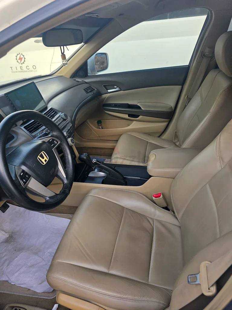 أكورد هوندا مستعملة في الشارقة63612064223489114
