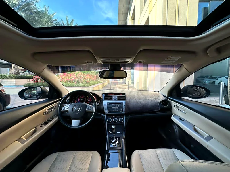 Mazda 6 Ultra full options63612059485313112