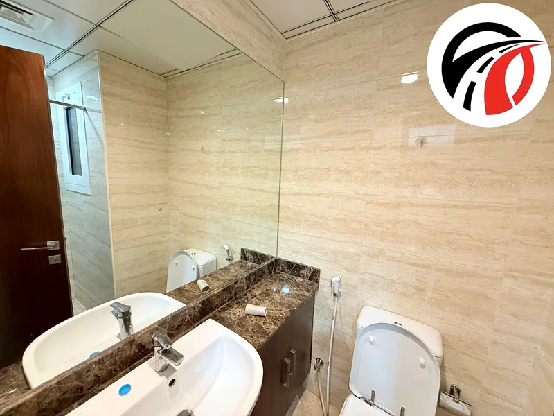 SPACIOUS STUDIO FAMILY BUILDING 6 CHEQUES63742380841475112