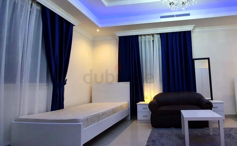 Cozy bed space sharing with 1 lady 1400 in mirdif63624382249986111