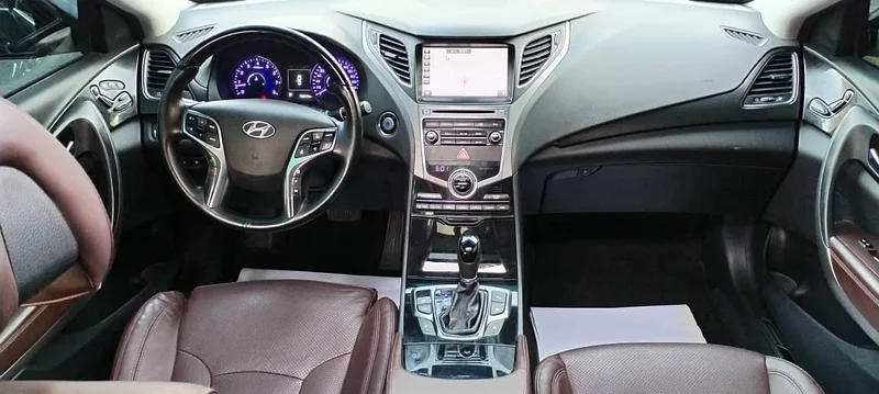 Amazing Azera V6, Top of the line, GCC, well maintained in Excellent condition, Premium Variant.63612085161347113