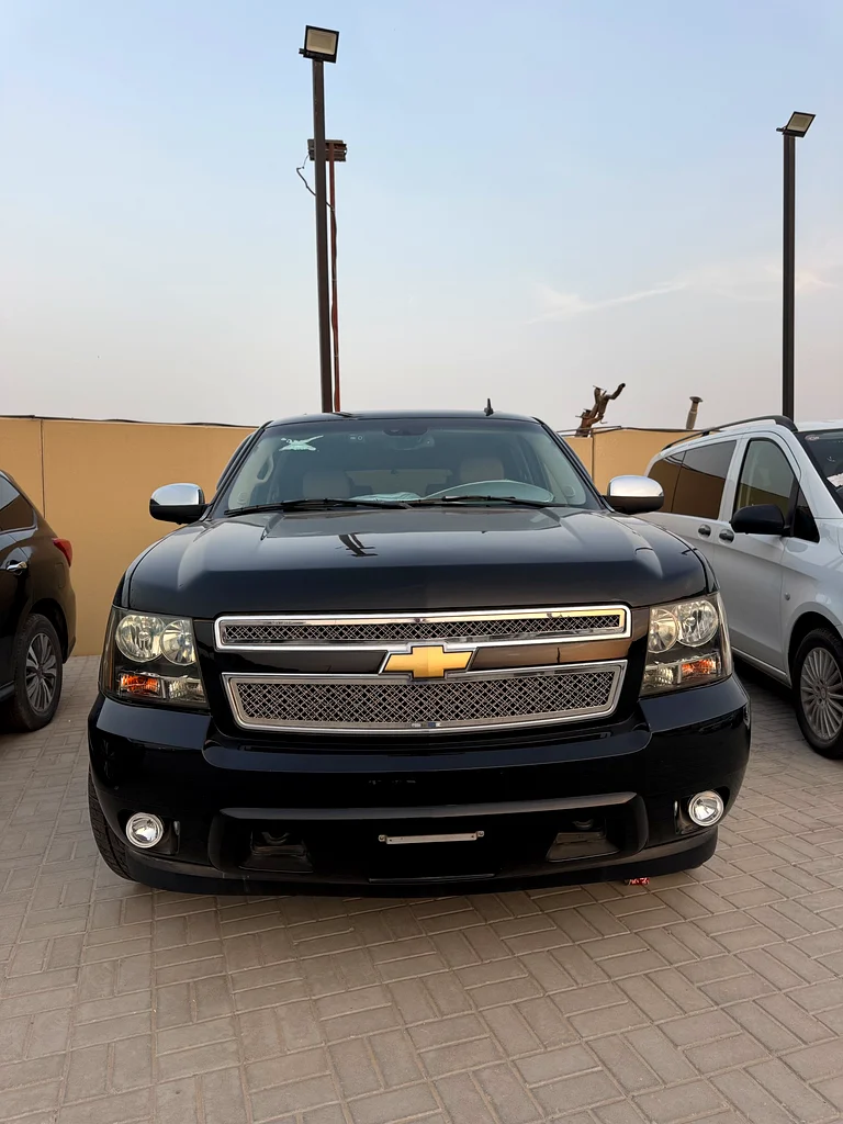Extra cleanultra-low mileage Chevrolet Suburban63612065891587112