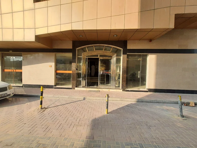 OFFICE AVAILABLE FOR RENT READY POSITION GOOD FOR TRADING OFFICE ANY OFFICE FOR LICENCE ON GOUD FLOOR OPP AJMAN CUSTUM DEP NEAR AJMAN CORNICHE CLOSE T63623235591937113
