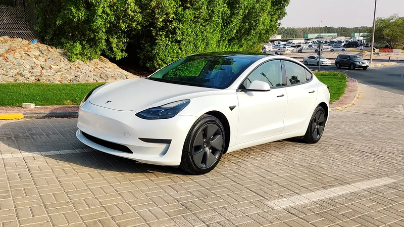 TESLA MODEL 3 2023 GCC UNKNOWN N/A CYLINDER 300_399HP VERY CLEAN CAR NO ACCIDENT63612059199745112