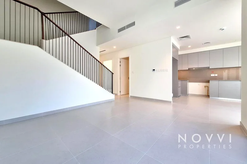 Brand New | Vacant | Corner | Single Row63806150688003113