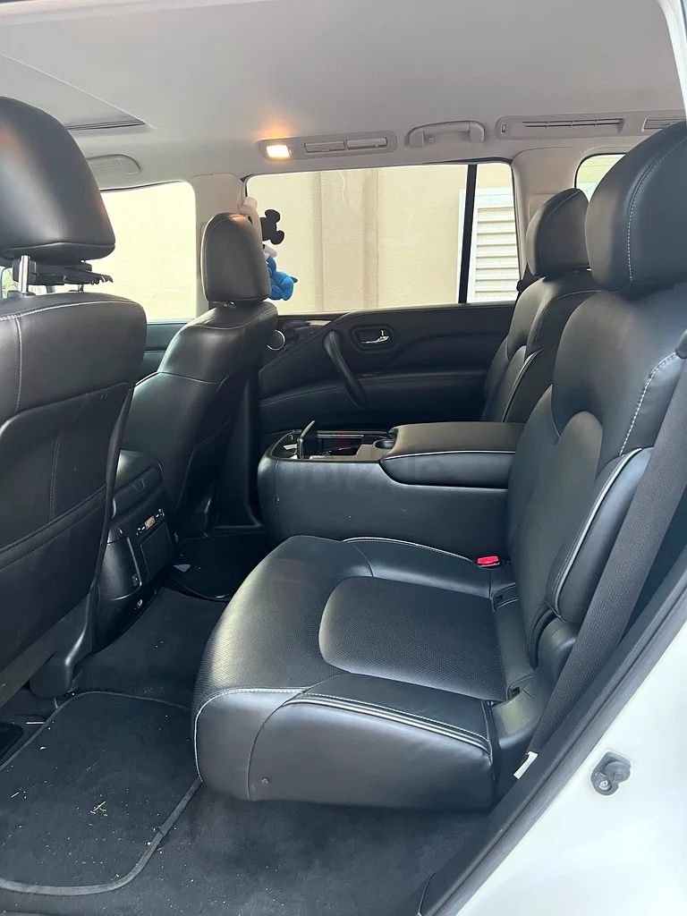 Infinity QX 80 low mileage excellent condition63612060133633113