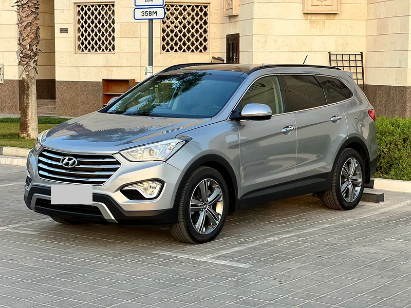Hyundai Grand Santafe 2016 | Full service history with agency | GCC Specifications | Original paint63613463582081111