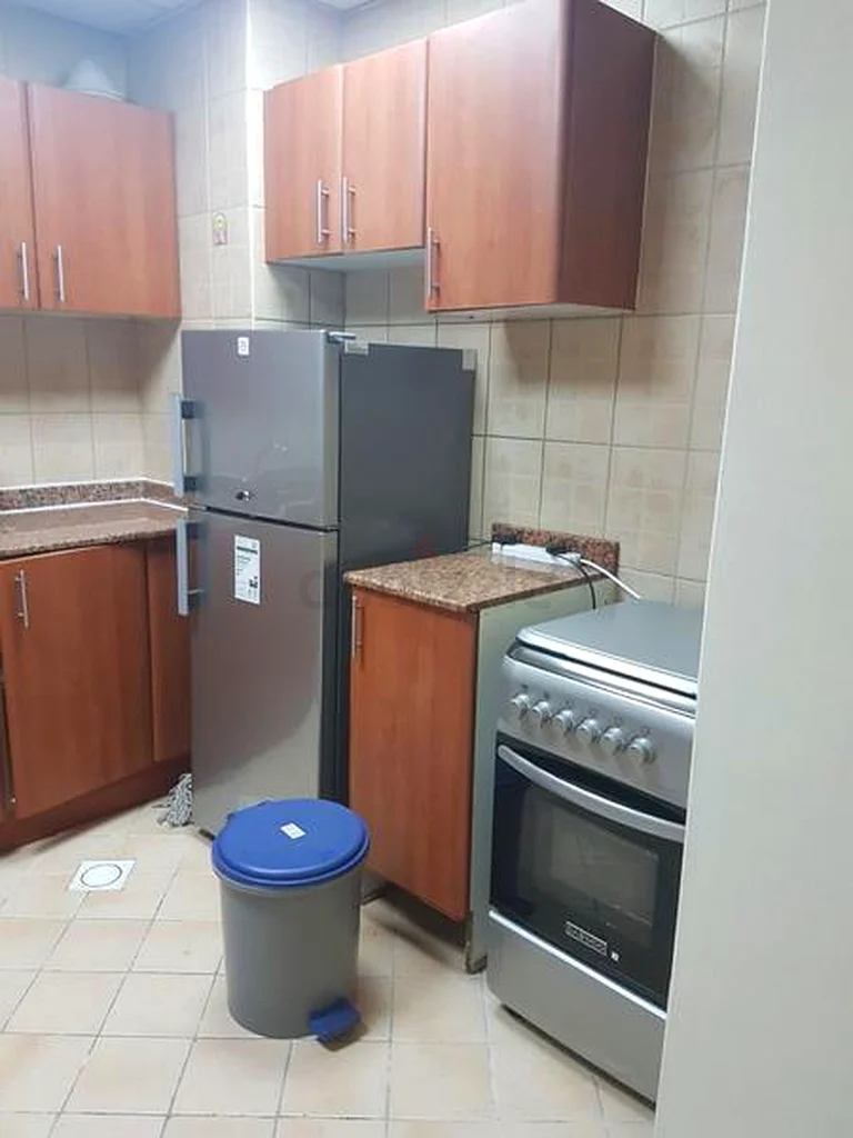 BEST PRICE! EXECUTIVE SHARING BED SPACE AVAILABLE ONLY FOR MALE IN INTERNATIONAL CITY63624810064257111