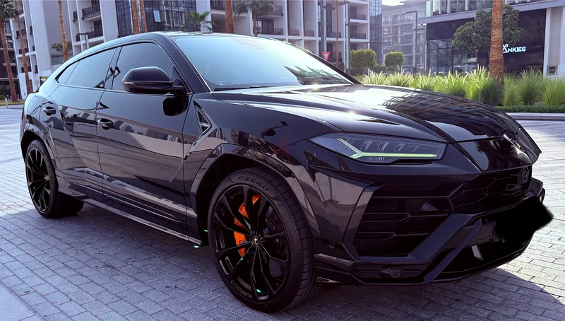 Lamborghini urus top spec63612058564098111