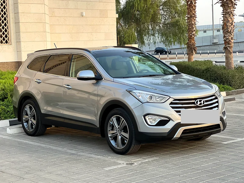 Hyundai Grand Santafe 2016 | Full service history with agency | GCC Specifications | Original paint63613463582081110