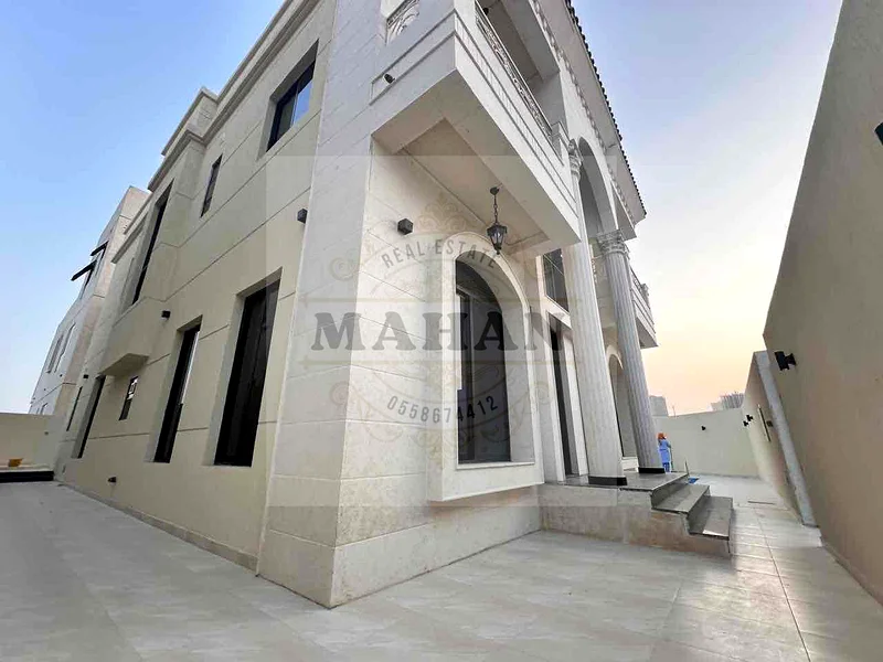 فيلا من 5 غرف نوم مع قاعة مجلس وبركة سباحة63907144131202112