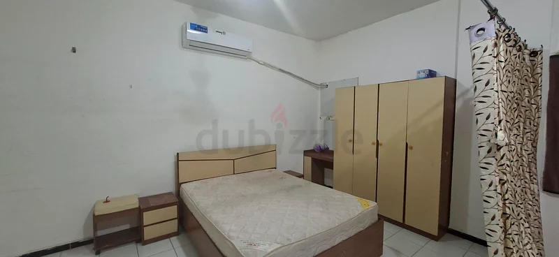 شقة كبيرة متاحة للإيجار الشهري63623567614978111