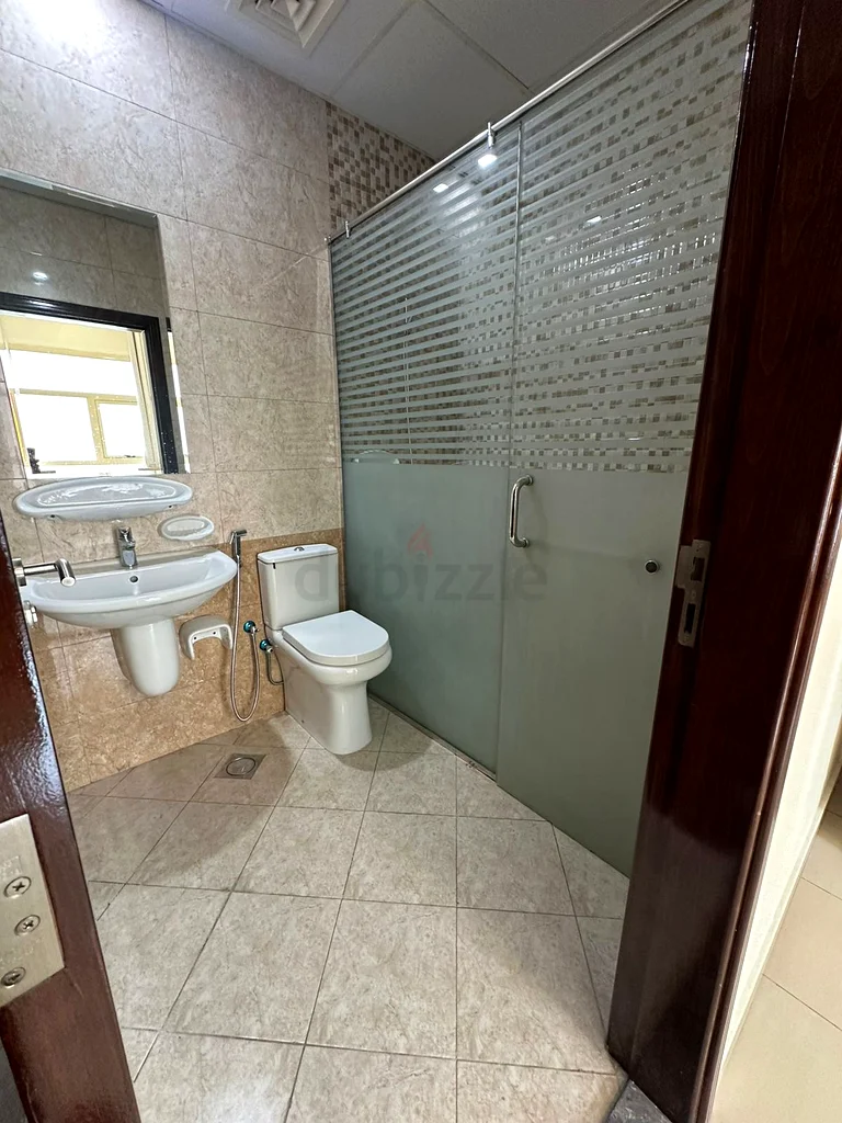 Flatmate (master room with attached bathroom)63624809700995113