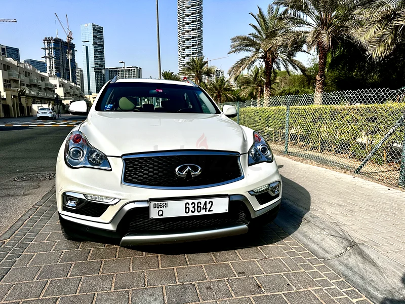 إنفيني QX50 - فاخرة - مواصفات الخليج - كيلومترات قليلة - بدون حوادث - تم الصيانة بالكامل - نظيفة بدرجة كبيرة63612067580802112
