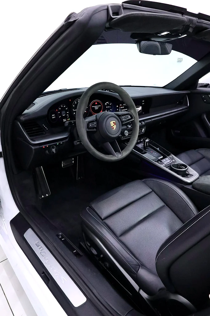 PORSCHE 911 TARGA 4S + WARRANTY TILL JAN 202763612076244993114