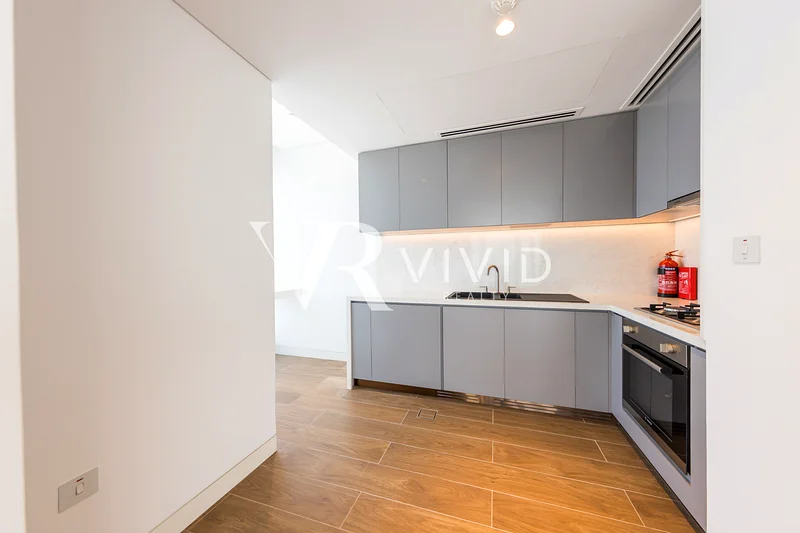 Iconic Views | High-End Touches | Just Handed Over63988682793987114
