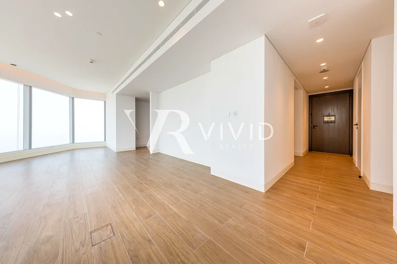 Iconic Views | High-End Touches | Just Handed Over63988682793987111