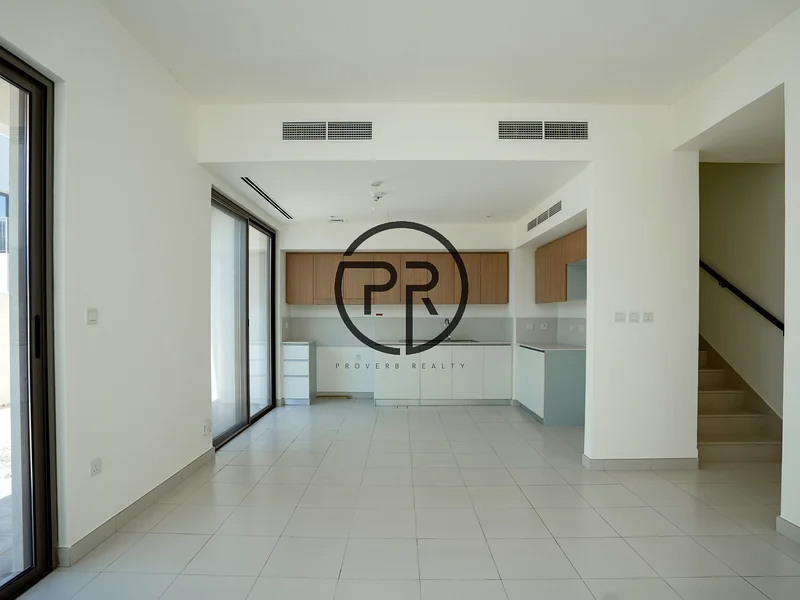 جديد بالكامل | وحدة ركنية | فسيحة | جاهزة للانتقال الفوري | تخطيط داخلي كبير63805749413762113