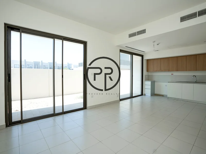 جديد بالكامل | وحدة ركنية | فسيحة | جاهزة للانتقال الفوري | تخطيط داخلي كبير63805749413762114