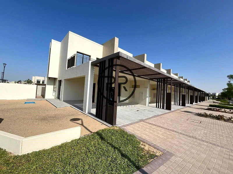 جديد بالكامل | وحدة ركنية | فسيحة | جاهزة للانتقال الفوري | تخطيط داخلي كبير63805749413762111