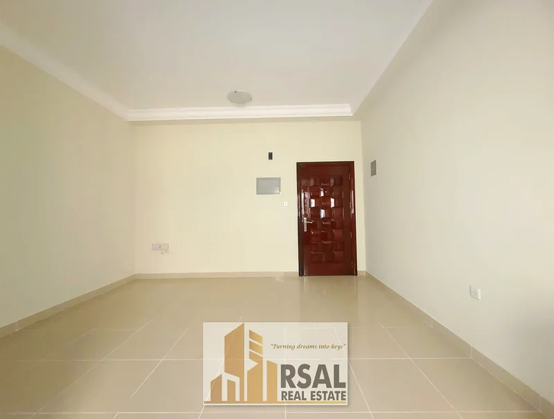 Lavish Studio/Close Kitchen/Family Building/Near Almidna Shopping Center63704059488129114