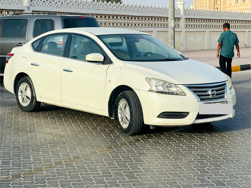 Nissan Sentra 2015 model very good condition63612797687554113