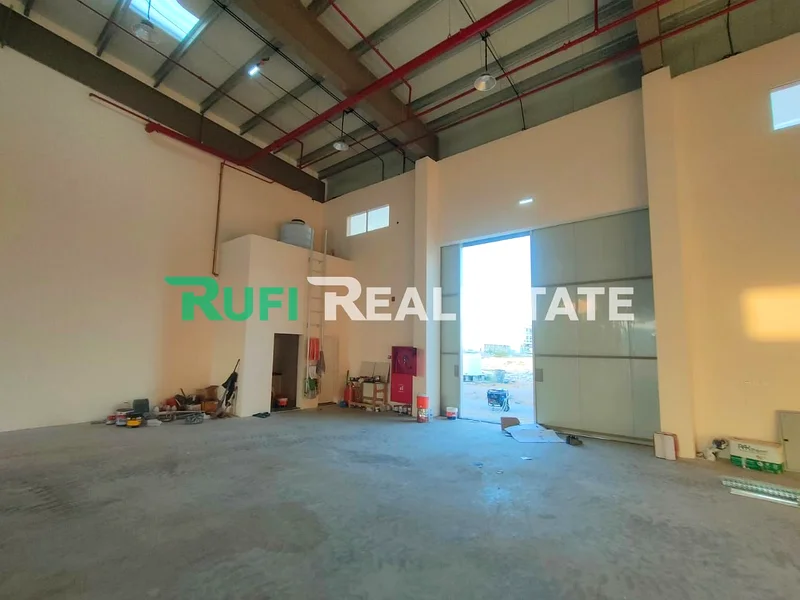 450 KW POWER /// READY TO MOVE /// 5000 Sq.Ft Warehouse  For Rent in Emirates Modern Industrial Area Uaq.63623235351554114