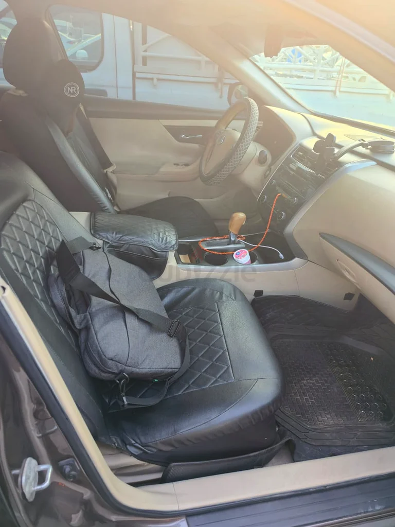 Nissan Altima Sports 2013 2.5S brown black colour, cheap price,very good condition,buy and drive.63613131884419111