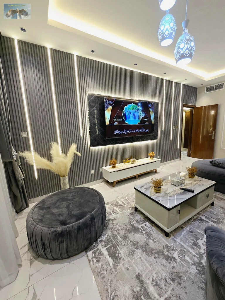 For sale in Ajman: 3BR Hall + store in Oasis Tower 2 | Sea view, gym, pool, parking | Spacious unit with furniture | Direct view of Ajman Creek | Great63890250478339111