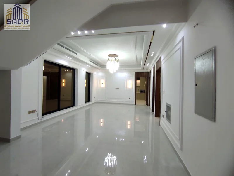 Villa with a price including registration and ownership fees / on the main street / freehold for all nationalities63911618951809113