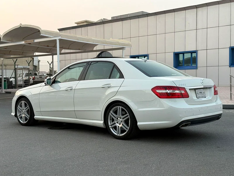 MERCEDES E 550 AMG - 2009 - 88,000 kms - FULL OPTION - JAPANESE SPEC63613135203458113