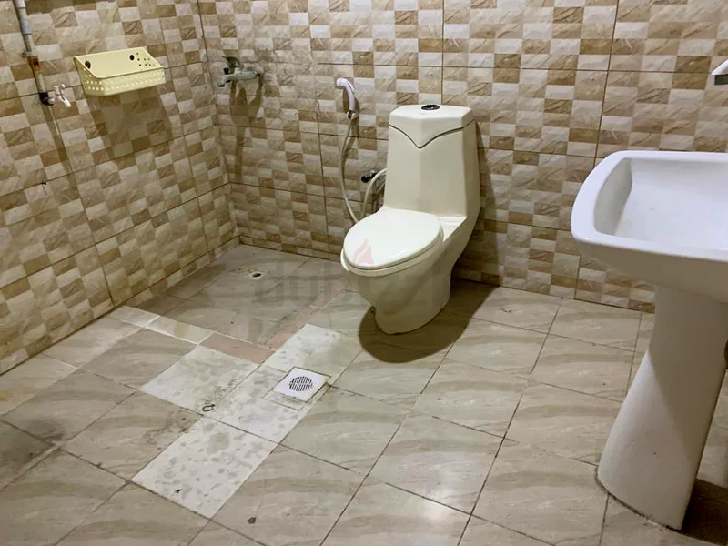 One room available in villa for Indian family63624465256067111