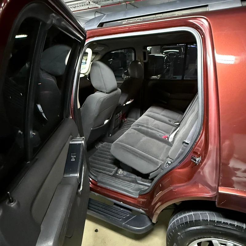 Ford explorer 2009 GCC specs only 1200063613737069441113