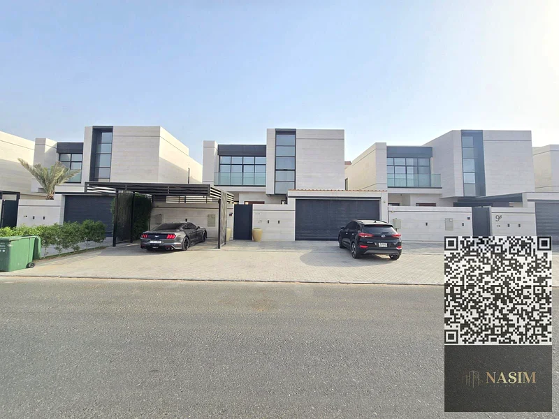 For sale, a luxurious villa in Al-Aliyah area, located on the main street with a strategic location and easy access to all essential services and facilities.63873580370433111