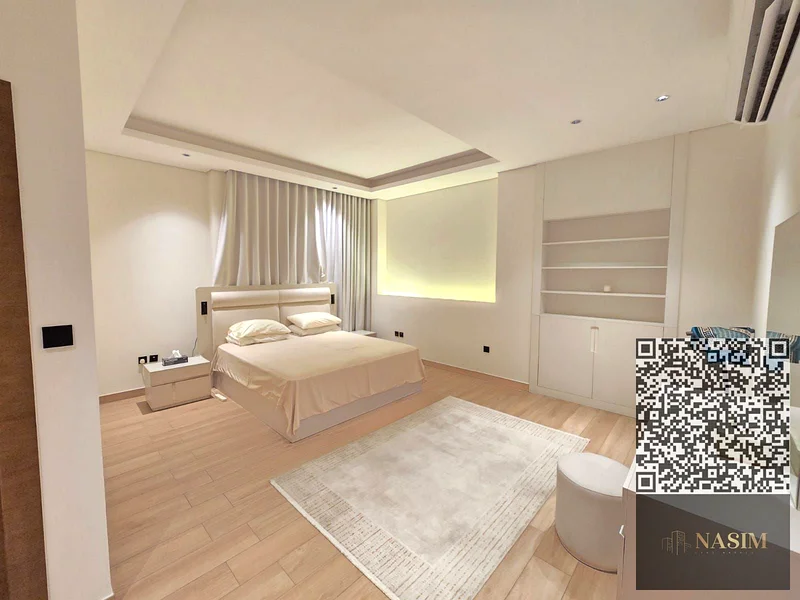 For sale, a luxurious villa in Al-Aliyah area, located on the main street with a strategic location and easy access to all essential services and facilities.63873580370433112