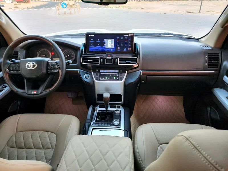 Toyota Land Cruiser GXR V6 Model 2015 Upgrade 2024 Full Options Gcc Specifications63613131564930114