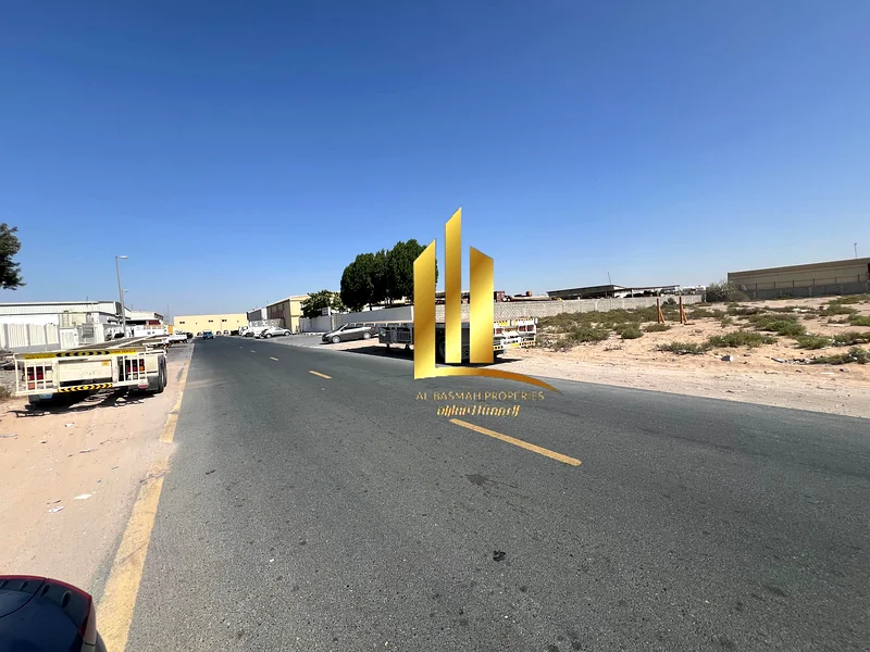 For sale, industrial land in Sharjah, Emirates Industrial City, Block 7, freehold for Arabs and non-Arabs, 99 years63818610185986111