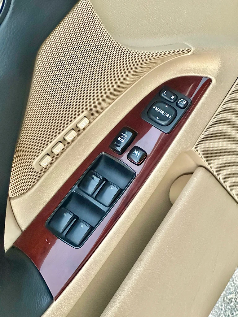 لكزس IS300 V6 3.0 لتر 2008 || مواصفات دول مجلس التعاون الخليجي || حالة جيدة بدون حوادث 100%63612074309377111