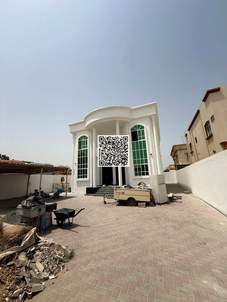 فيلا فسيحة مكونة من خمس غرف نوم رئيسية متاحة للإيجار في الروضة 3 عجمان63612100040706111