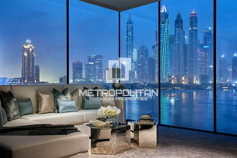 Seafront Branded Apartment | Prestigious Location64007317308673112