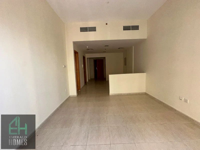 Spacious | Ready To Move | Prime Location63747901970307114