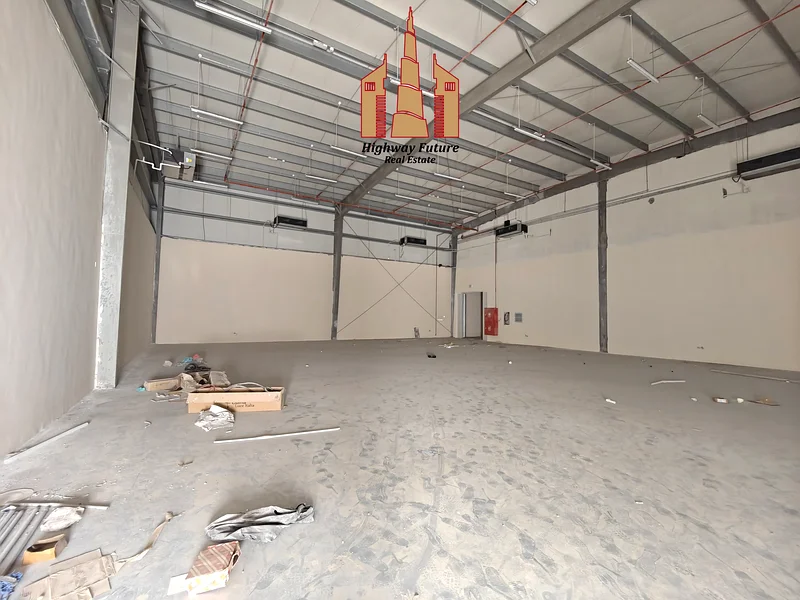 VERY SPACIOUS AIR CONDITIONED//BRAND NEW ON THE MAIN ROAD//WITH COVERED PARKING63622899835139114