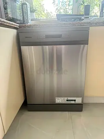 High-Efficiency Dishwasher for Sale - Clean Dishes with Ease!