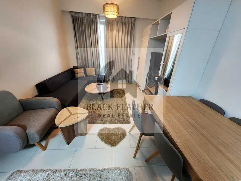 مجانًا // تبريد مركزي - ديوا - إنترنت // شقة بغرفة نوم واحدة كبيرة مع شرفة في الفرجان63761924323458111