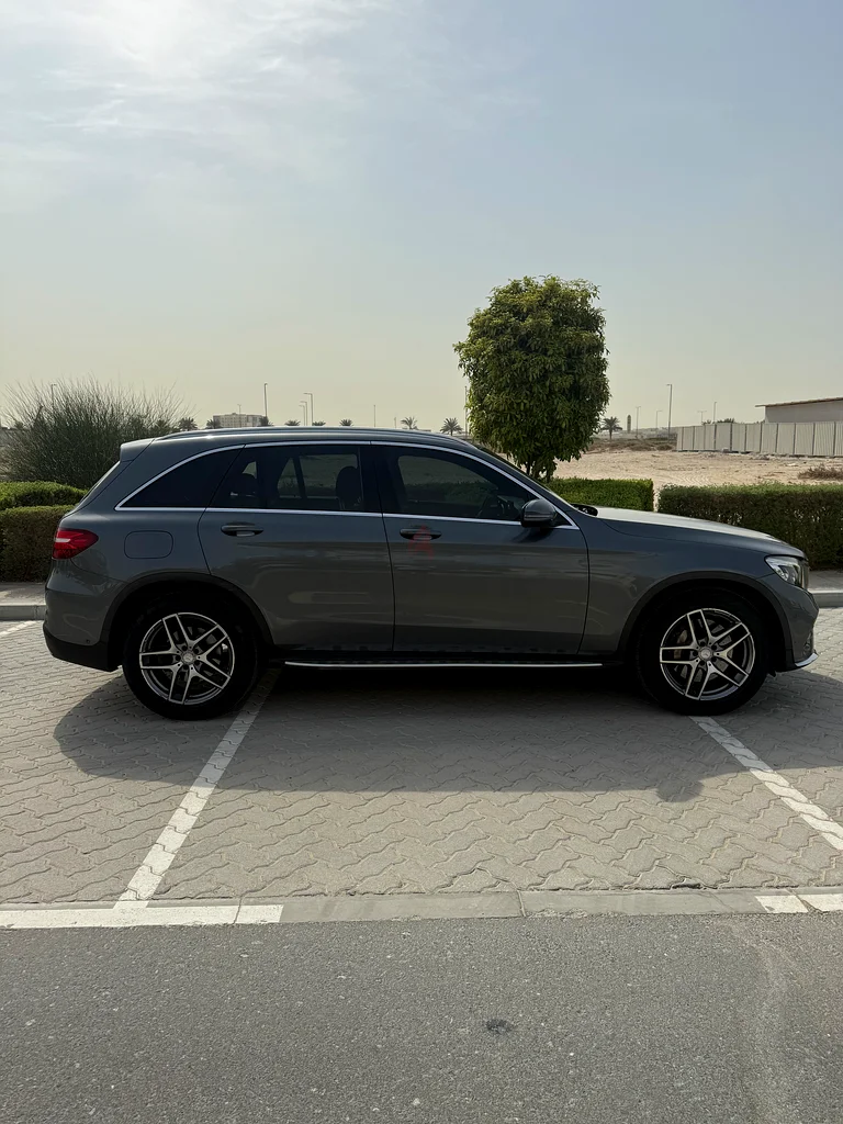 مرسيدس بنز GLC 250 – 2017 – حالة ممتازة63613986191363112