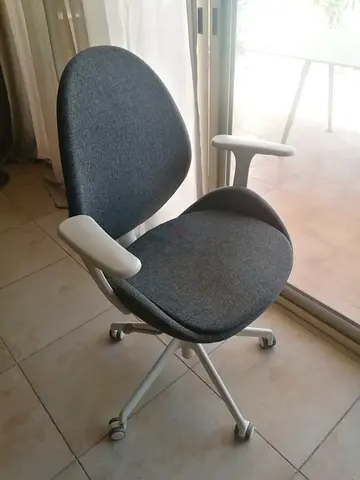 IKEA LÅNGFJÄLL office conference chair