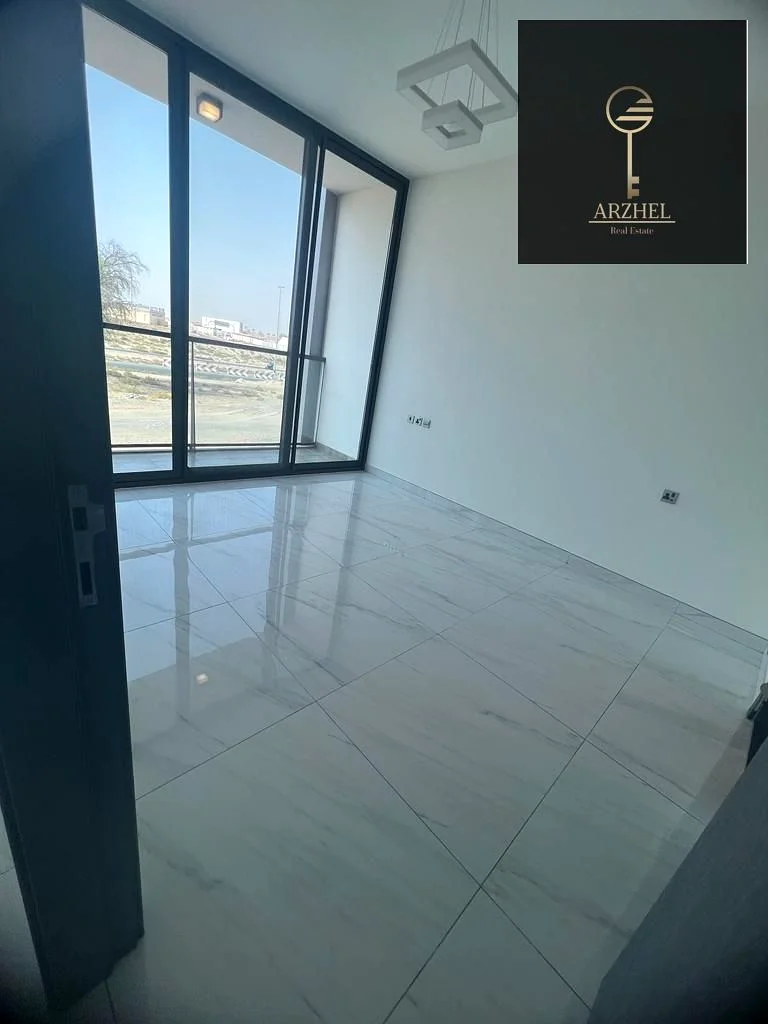 غرفة نوم واحدة | غير مفروشة | شرفة63766068239362110