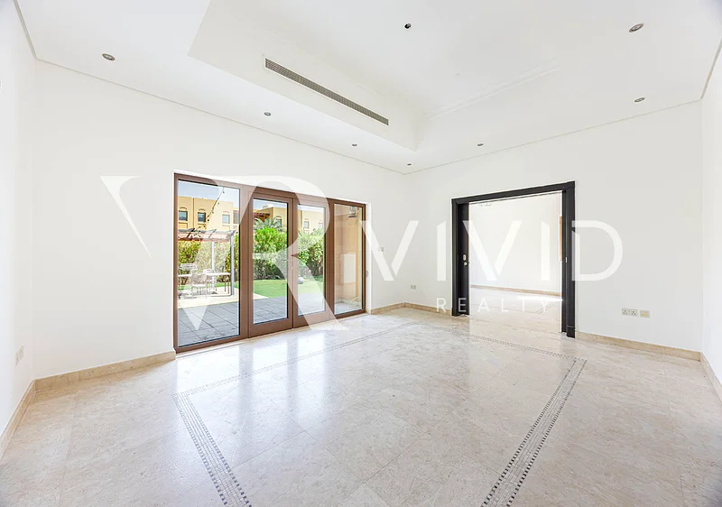 Spacious | Vacant | Near Pavillion | Dubai Style63762023305473113